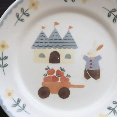 うさぎとお城のパスタ皿　7寸/Rabbit and castle pasta plate