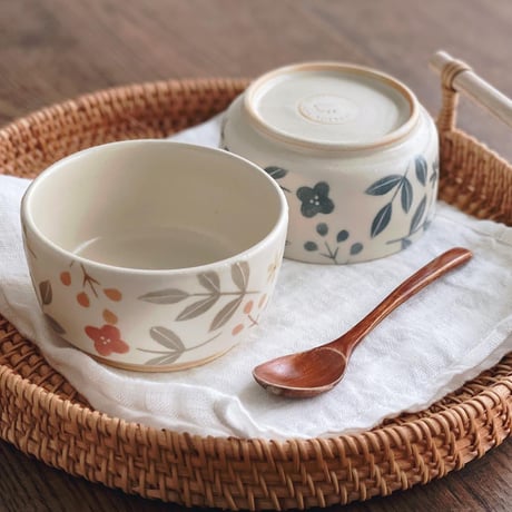 お花いっぱい小鉢/small bowl full of flowers