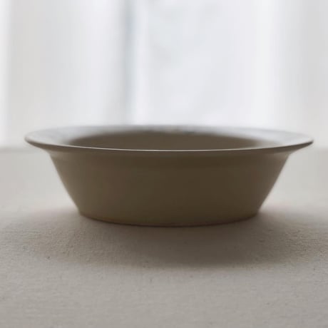 木馬・リスのリム深皿/Rocking horse ・squirrel deep rim plate