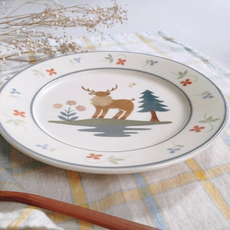 トナカイともみの木のパスタ皿　7寸/Pasta plate with reindeer and fir tree