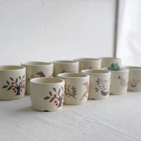 植木鉢いろいろ　Sサイズ/Various flowerpots(s-size)