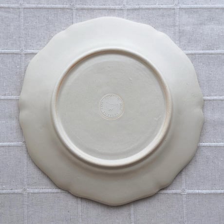 うさぎのお買い物花リム皿/Rabbit shopping flower rim plate