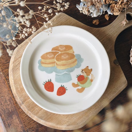 リム皿”キツネとパンケーキ”/Rimmed Plate "Fox and Pancakes"