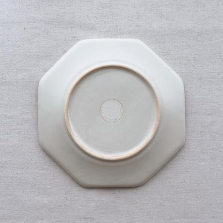 くまとうさぎのお花摘み八角皿/Bear and rabbit flower picking octagonal plate