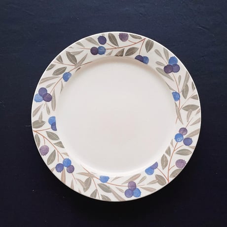 ブルーベリーのリム皿　7寸/Blueberry rim dish (m-size)