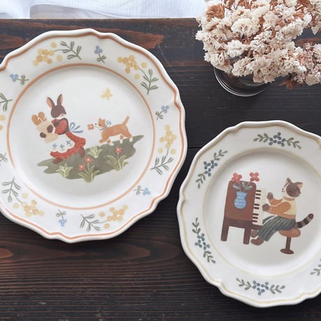 ねことピアノの花リム皿/Cat and piano flower rim plate
