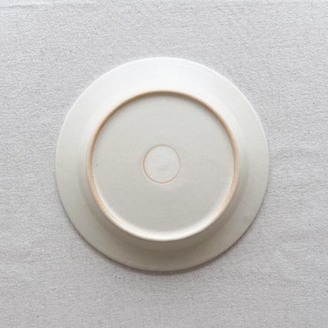 イチゴと黄色いお花のリム皿　6寸/Strawberry and yellow flower rim plate
