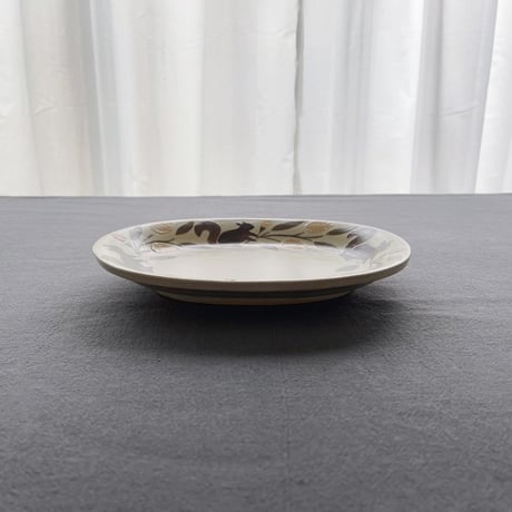 リスとチューリップの楕円皿 / Squirrels and tulips oval plate