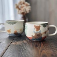 屋根の上の演奏会　丸マグカップ/Concert on the Roof Round Mug