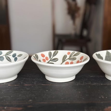 ボウル“白くまと木の実”/Bowl "Polar Bear and Nuts"