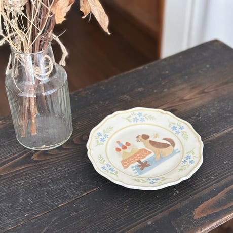 フラワーリムプレート“犬のお誕生日”/Flower Rim Plate "Dog's Birthday"