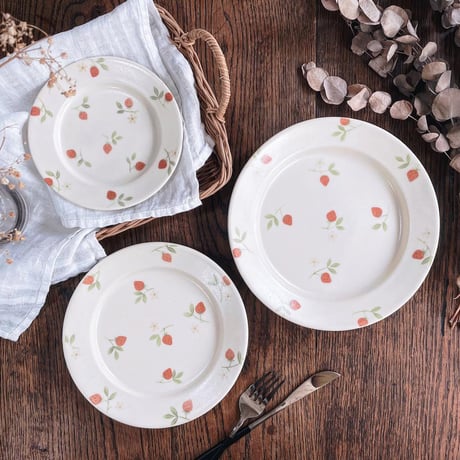 コロコロいちごリム皿/Korokoro Strawberry Rim Plate