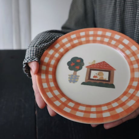 リムプレート“ビーグルとりんごの木”/Rim Plate "Beagle and Apple Tree"