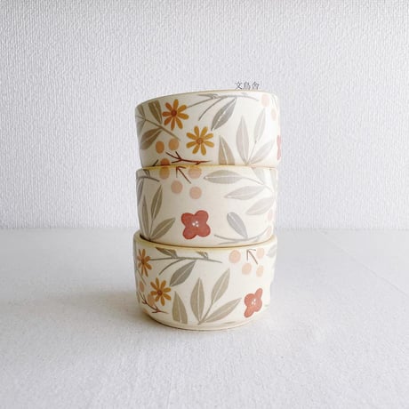 お花いっぱい小鉢/Small bowl full of flowers