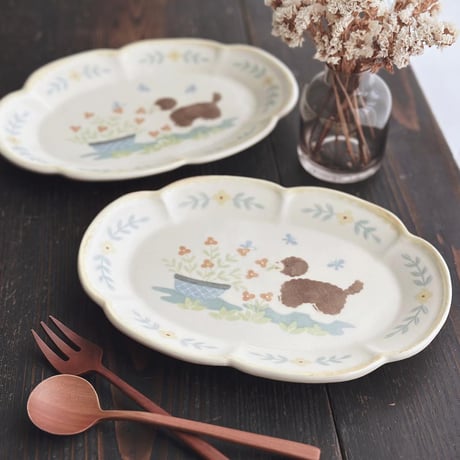 ポーティとお花の花楕円皿/Porty and flower oval plate