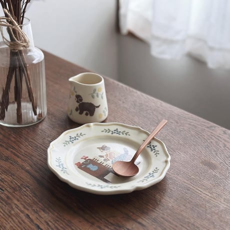 ねことピアノの花リム皿/Cat and piano flower rim plate