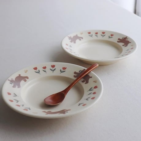 クマとチューリップのリム皿/bear and tulip rim dish