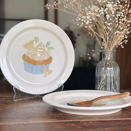 リム皿L”ひよことレモンケーキ”/Rimmed Plate L "Chick and Lemon Cake"
