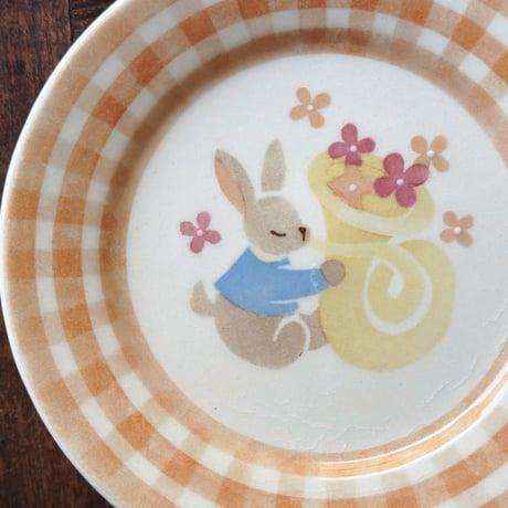 リムプレート“うさぎの演奏”/Rim Plate "Rabbit Performance"