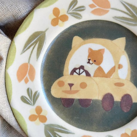 リムプレート”ネコカーに乗るネコ”/Rim plate "Cat riding a cat car"