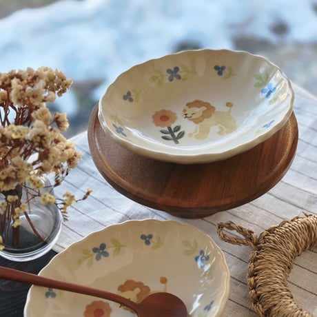 フラワープレート“ライオンとピンクのお花”/Flower plate "Lion and pink flowers"