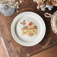 リム皿M”ネズミとチーズケーキ”/Rimmed Plate M "Mouse and Cheesecake"