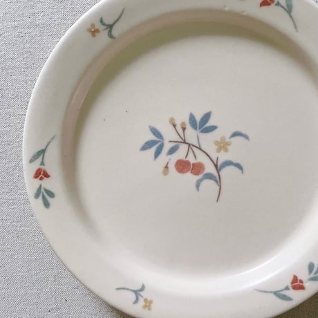 さくらんぼのリム皿　6寸/Cherry rim plate
