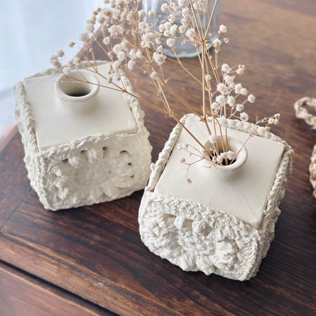 ニット陶器”四角花瓶”/Knitted pottery "square vase"