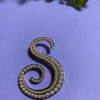 イニシャルブローチ　S