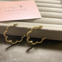 スカラップフープ　ピアス🌸