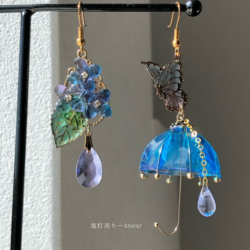 売り切れ】夜明けの空と小さなスピアーのイヤリング ハンドメイド