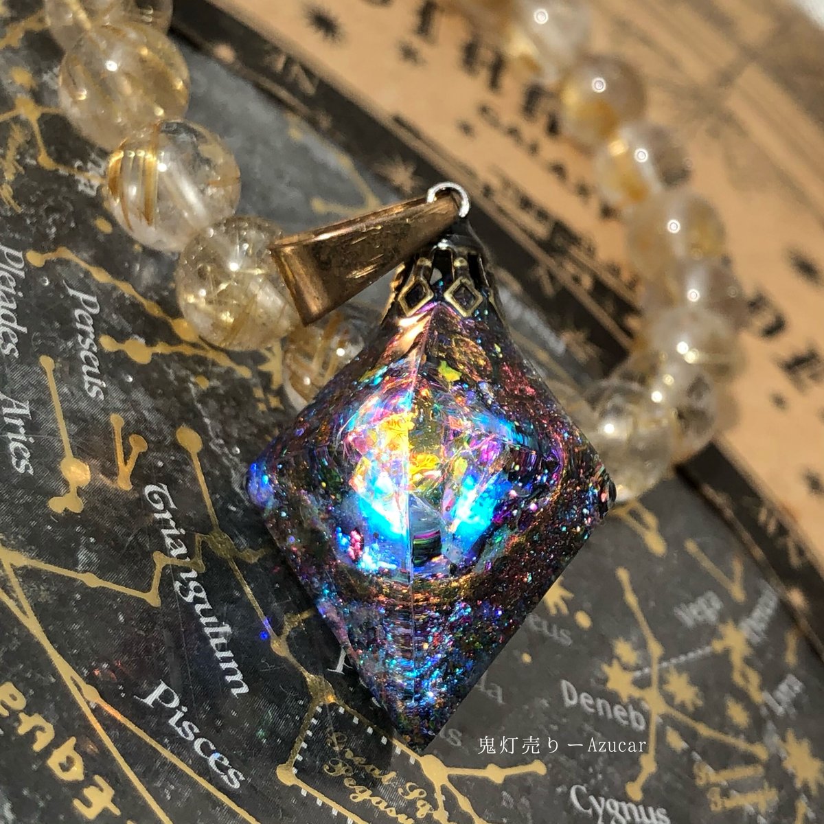 パープルサファイアの光を集めて。 オルゴナイト 蓄光 宇宙