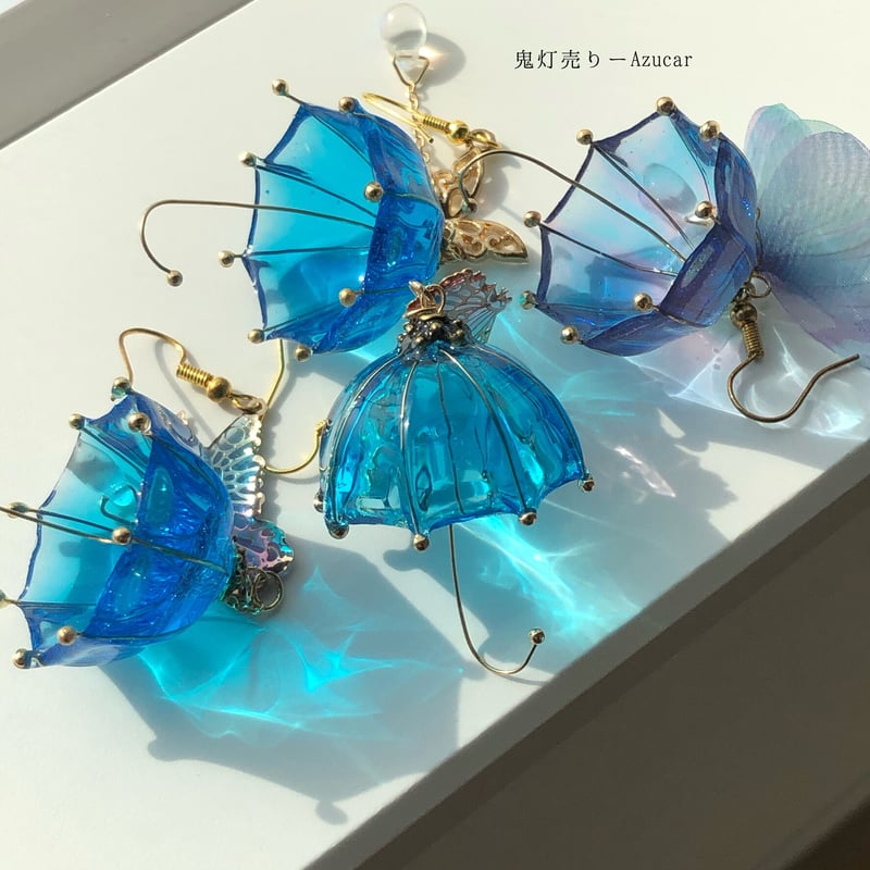 虹を作り出す傘と紫陽花の和風ピアス　イヤリング 傘レジンとアジサイとシャボン玉 6412f0181c291942fd77999e4428b2