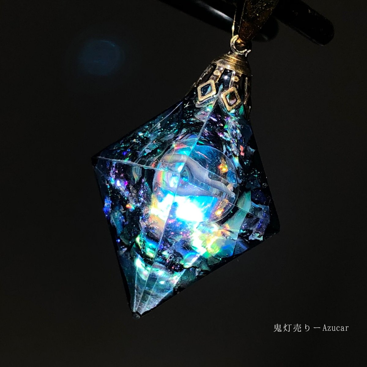 オルゴナイト ネックレス 過去作おまとめ出品お得です❣️ 月の涙を集めて。 宇宙レジンの八面体オルゴナイトネックレス