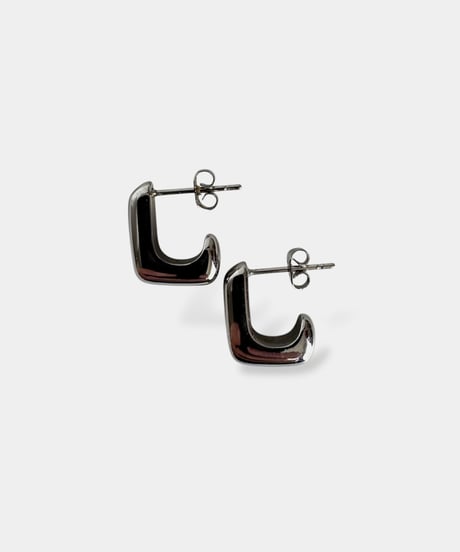 Small Ｌ Earrings
