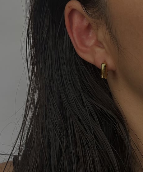Small Ｌ Earrings