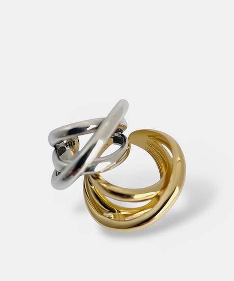 Triple Line Ring