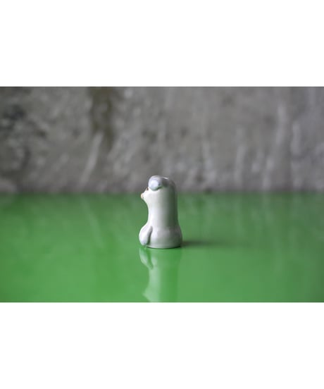 小さな生きものたちのフラワーベース（５）