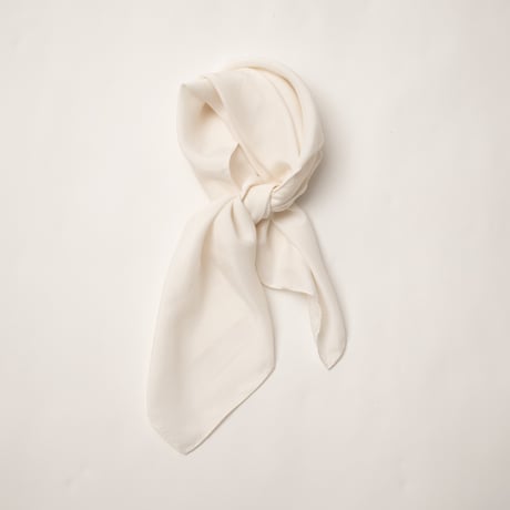 新品◯Yoli◯Silk scarf ヨリ