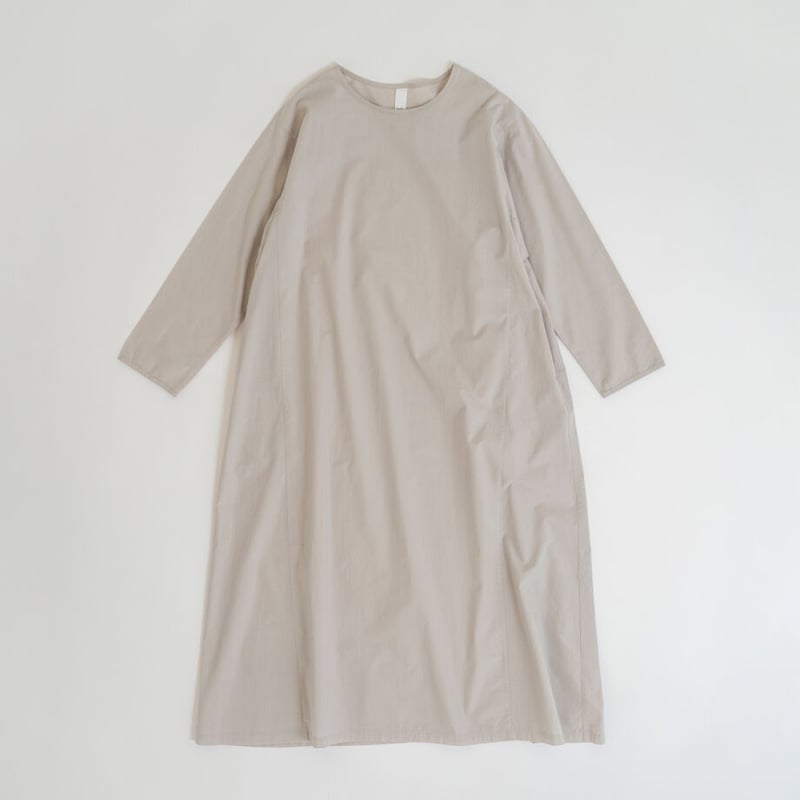 Yoli シンプルワンピース ホワイト　simple onepiece yoli simple onepiece シンプル ワンピース ホワイト 白 - メルカリ