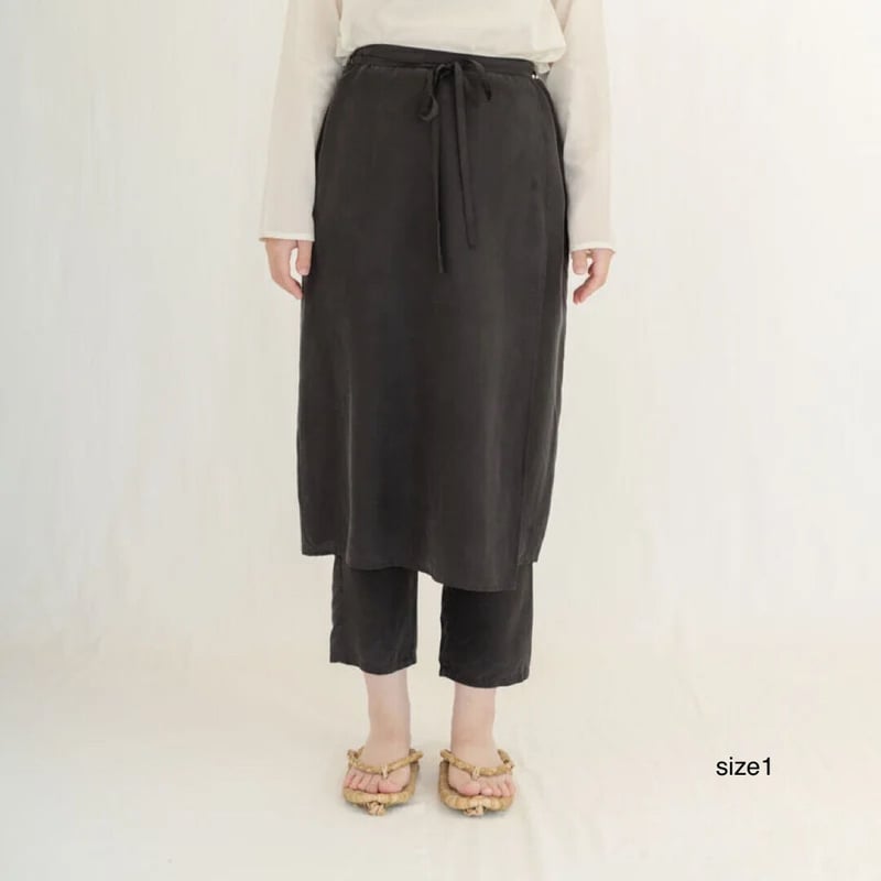 yoli◯silk tuck skirt