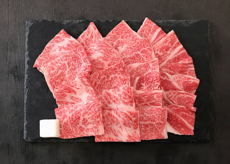 松阪牛肩ロース焼肉／270g　きめ細やかな舌触りにコクの感じられる上品な和牛香が特徴の松阪牛。お肉ギフト　 御中元 お中元ギフト
