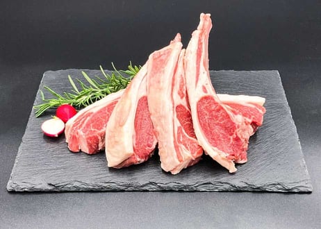 豪州産ラムチョップ（5本）400g～　パーティーメニューやバーベキューに最高な骨付き肉！安全で栄養価の高い食材として人気のラム肉です。