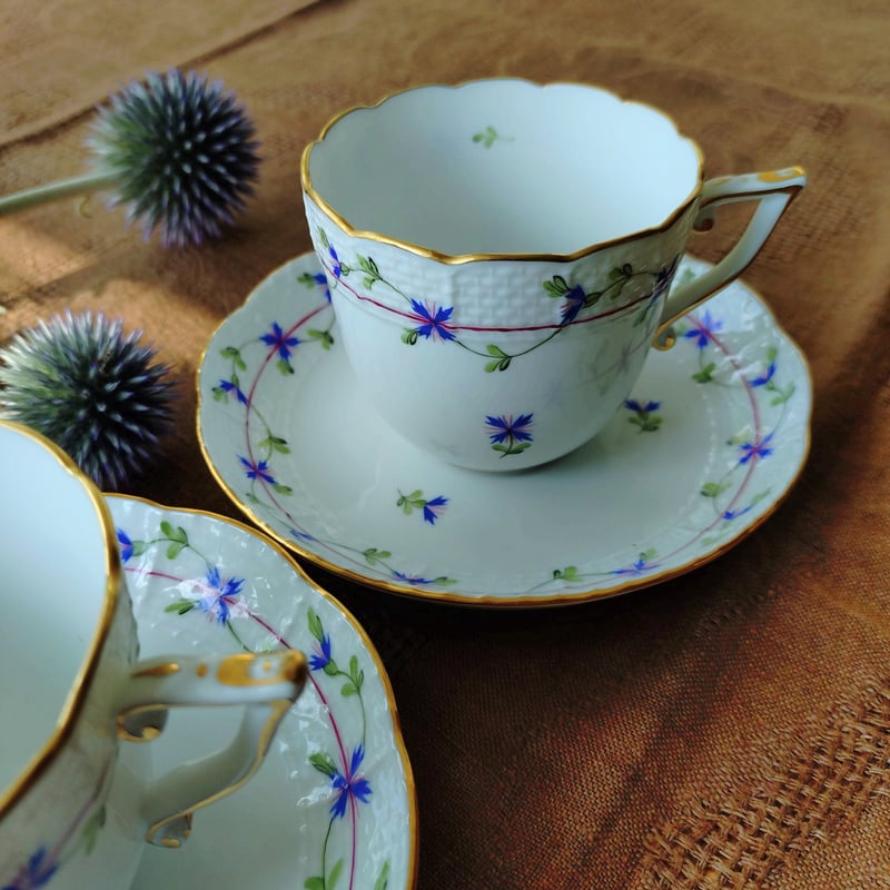 HERENDヘレンドのブルーガーランドのコーヒーカップソーサーはカップ高