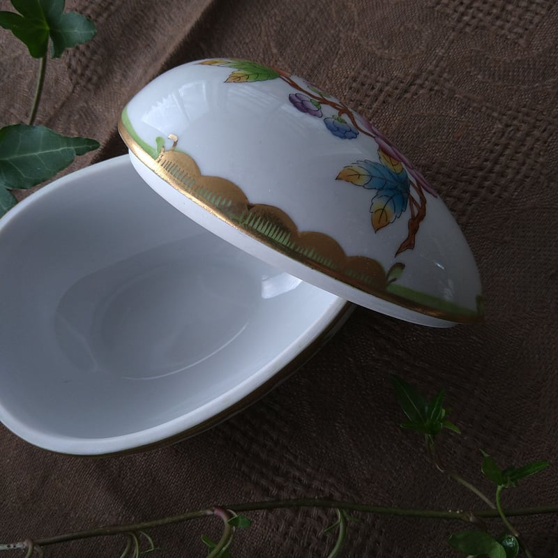 ヘレンド ヴィクトリア・プレーン タマゴボックス ヘレンド ヴィクトリア・プレーン タマゴボックス