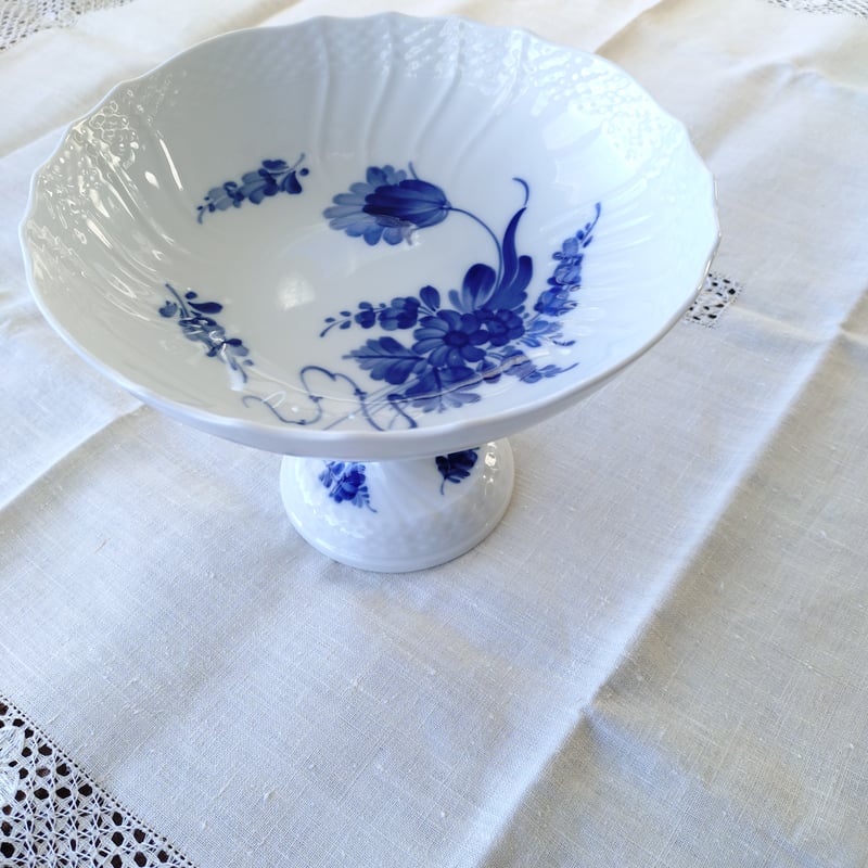 ロイヤルコペンハーゲンブルーフラワー カーブ コンポート① ロイヤルコペンハーゲン ボウル□ブルーフラワー カーブ Royal