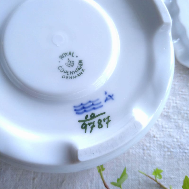 1940年のRoyalCopenhagenブルーフラワープレインのポットウォーマー