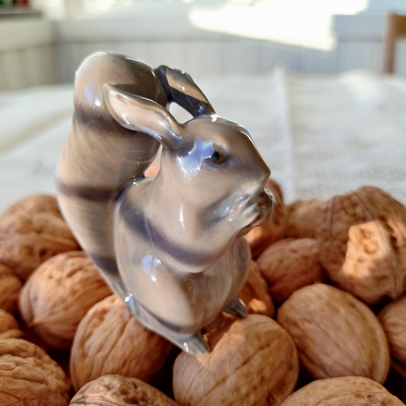 RoyalCopenhagenロイヤルコペンハーゲンのナッツだぜ❣❤️なリス