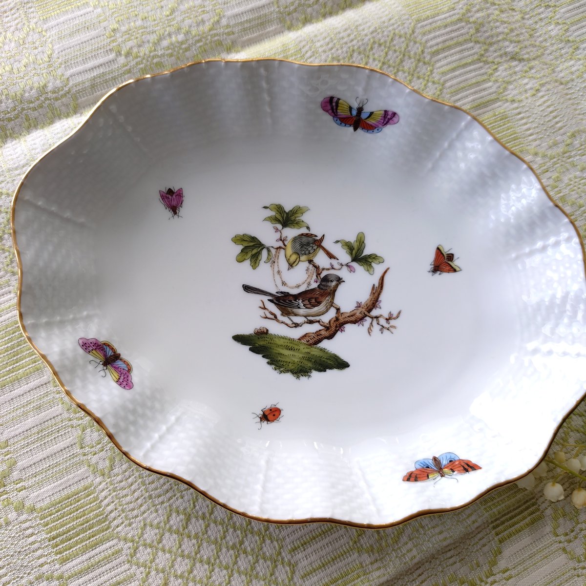 HEREND 小皿　楕円　ロスチャイルドバード Herendヘレンドロスチャイルドバードの楕円のお皿は約22㎝横幅×17㎝縦
