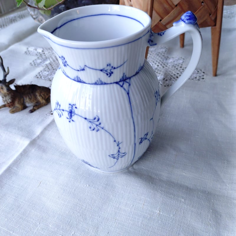 1955年RoyalCopenhagenブルーフルーテッドプレインの大きめジャグは高